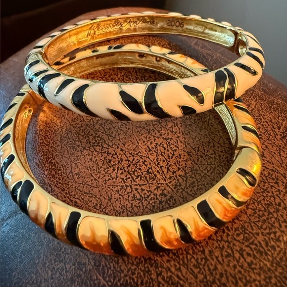 Kenneth Jay Lane Animal Print Bangles | Gold Enamel Set of 2 - Picture 1 of 2